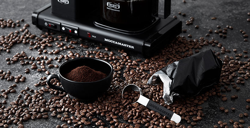 machine w beans and ground coffee